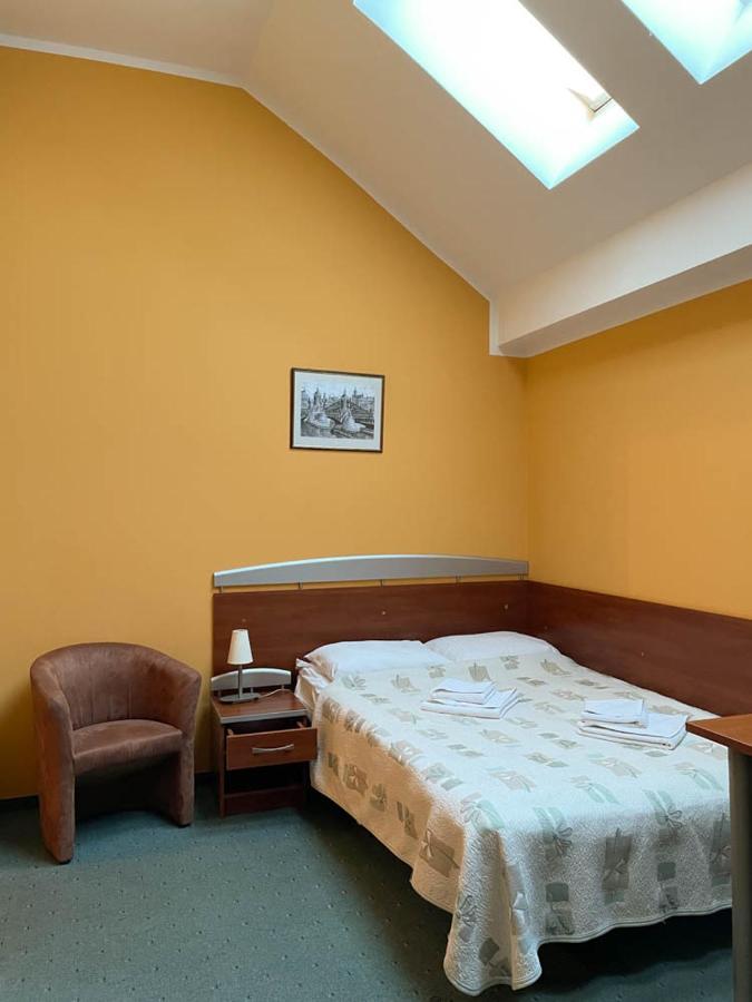 Hotel Sens Mierzyn  Eksteriør bilde
